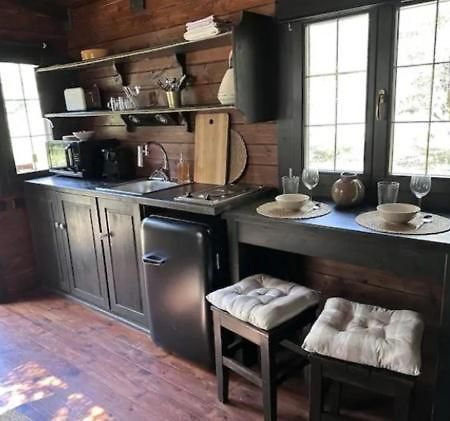 Roulotte / Tiny House Dans Les Alpilles Saint-Rémy-de-Provence Exterior foto