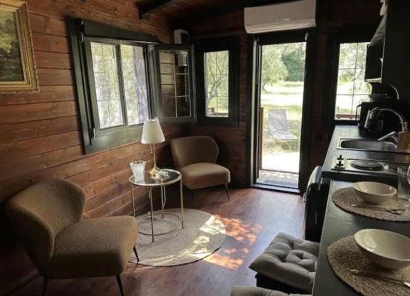 Roulotte / Tiny House Dans Les Alpilles Saint-Rémy-de-Provence Exterior foto